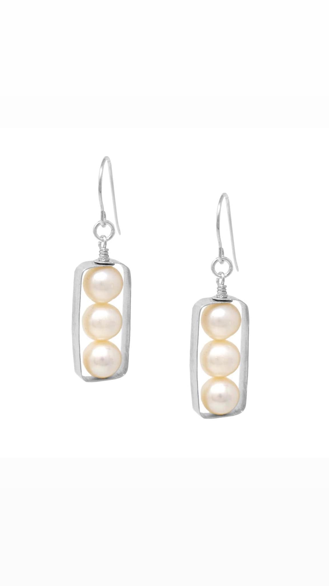 E375  Pearl Rectangle With Silver Wire Earrings by Silvana Segulja