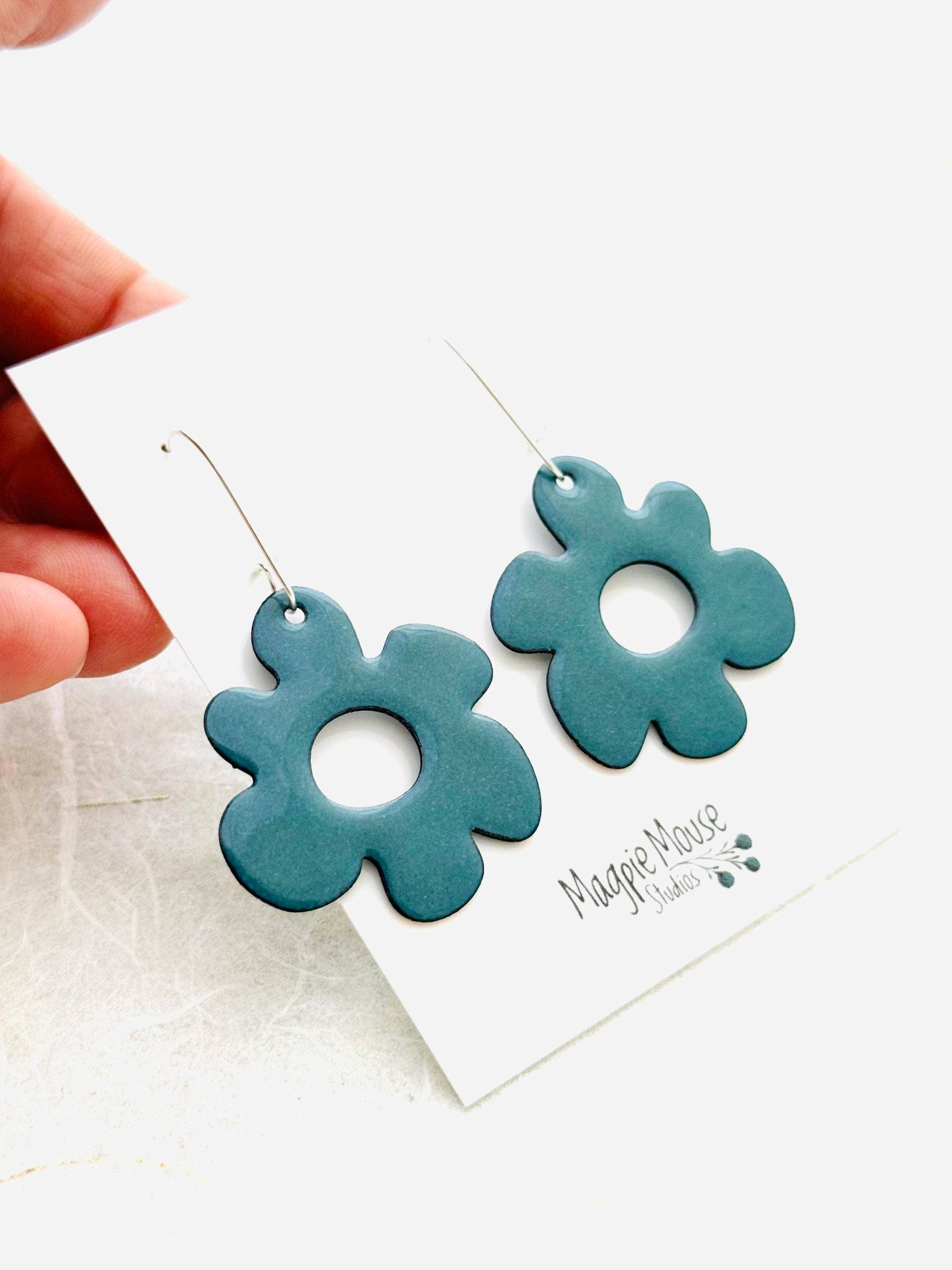 Delft Blue Green Retro Flower Earrings