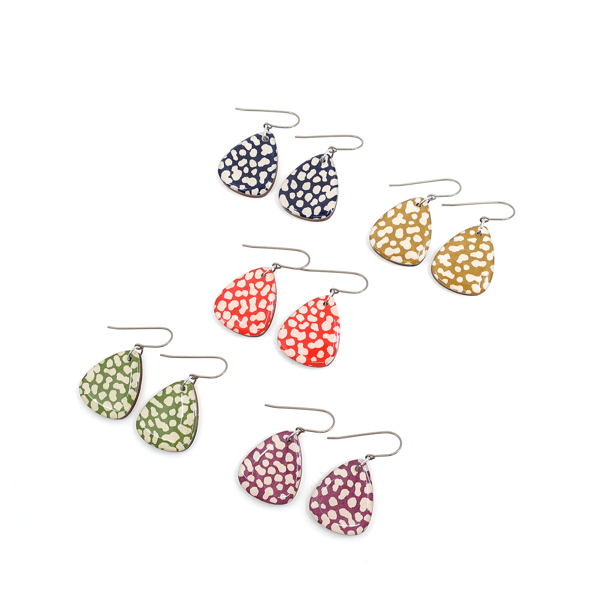 Ochre/White Triangle Geometric Titanium Japanese Earrings