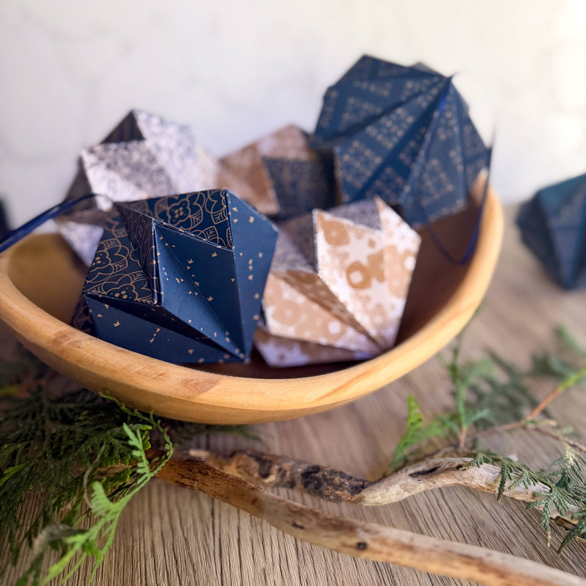 Paper Ornament Craft Kit / Blue & Gold