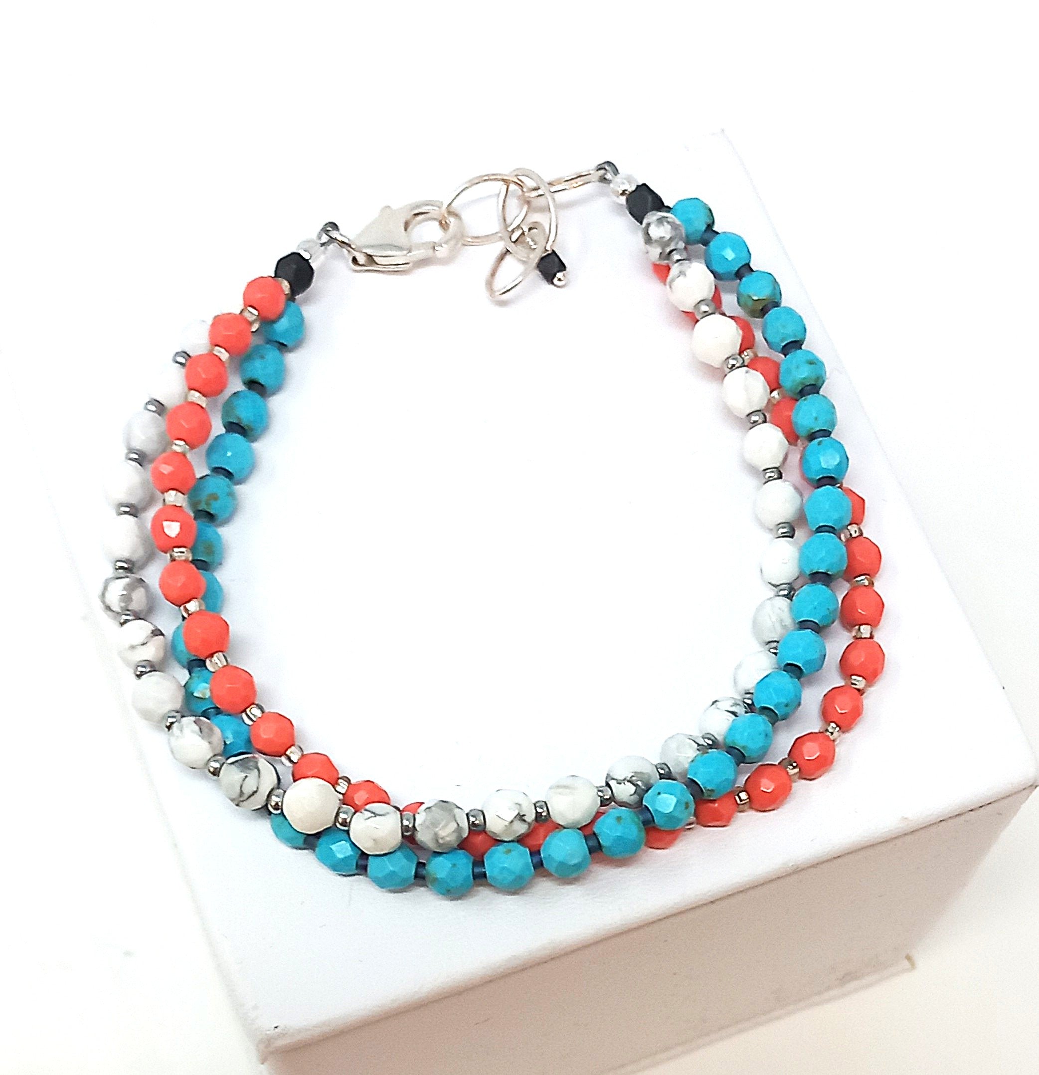 B314 Multistrand Faceted Turquoise Stone Bracelet