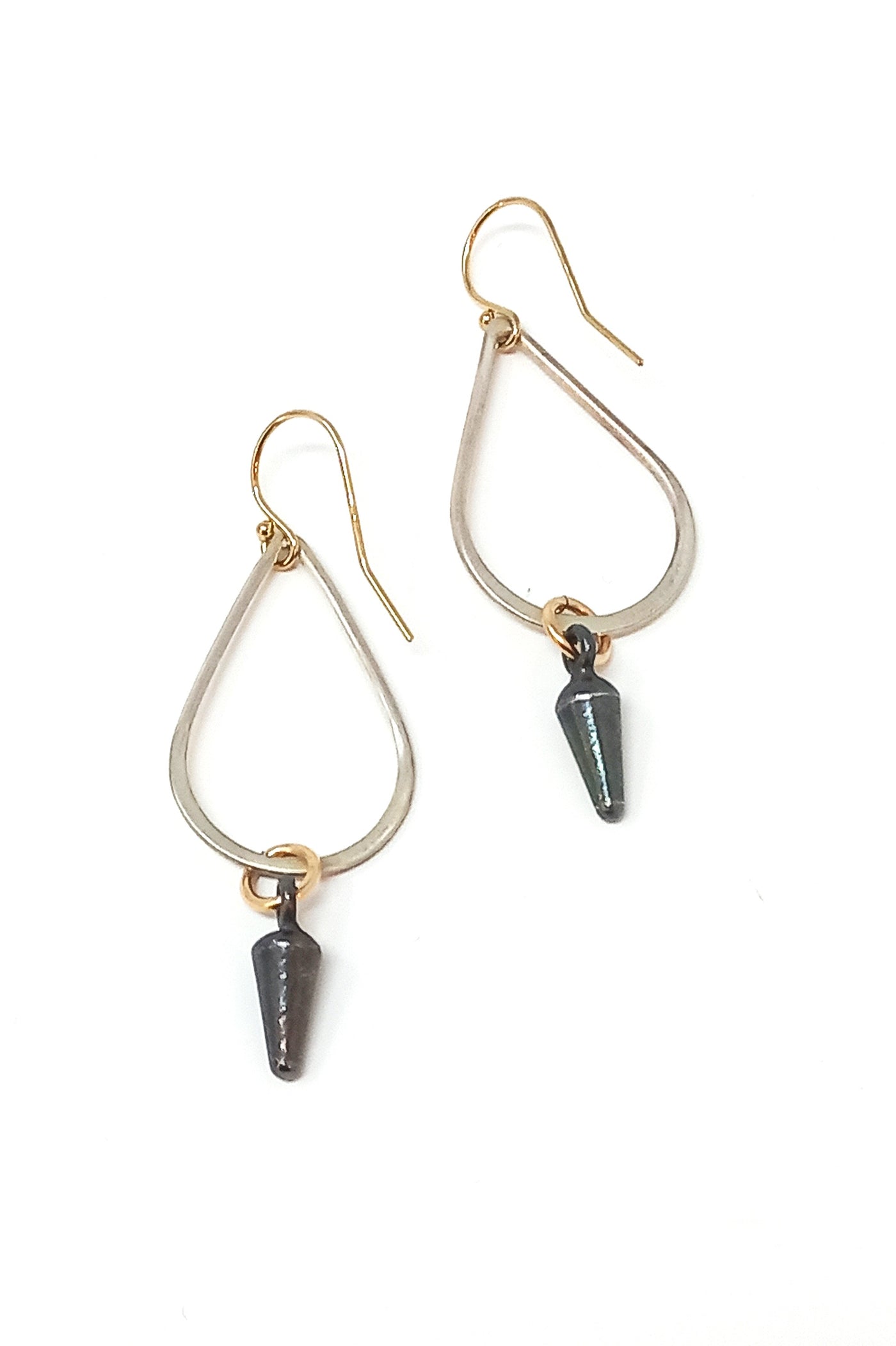 E112 Silver Teardrop and Dagger Earrings