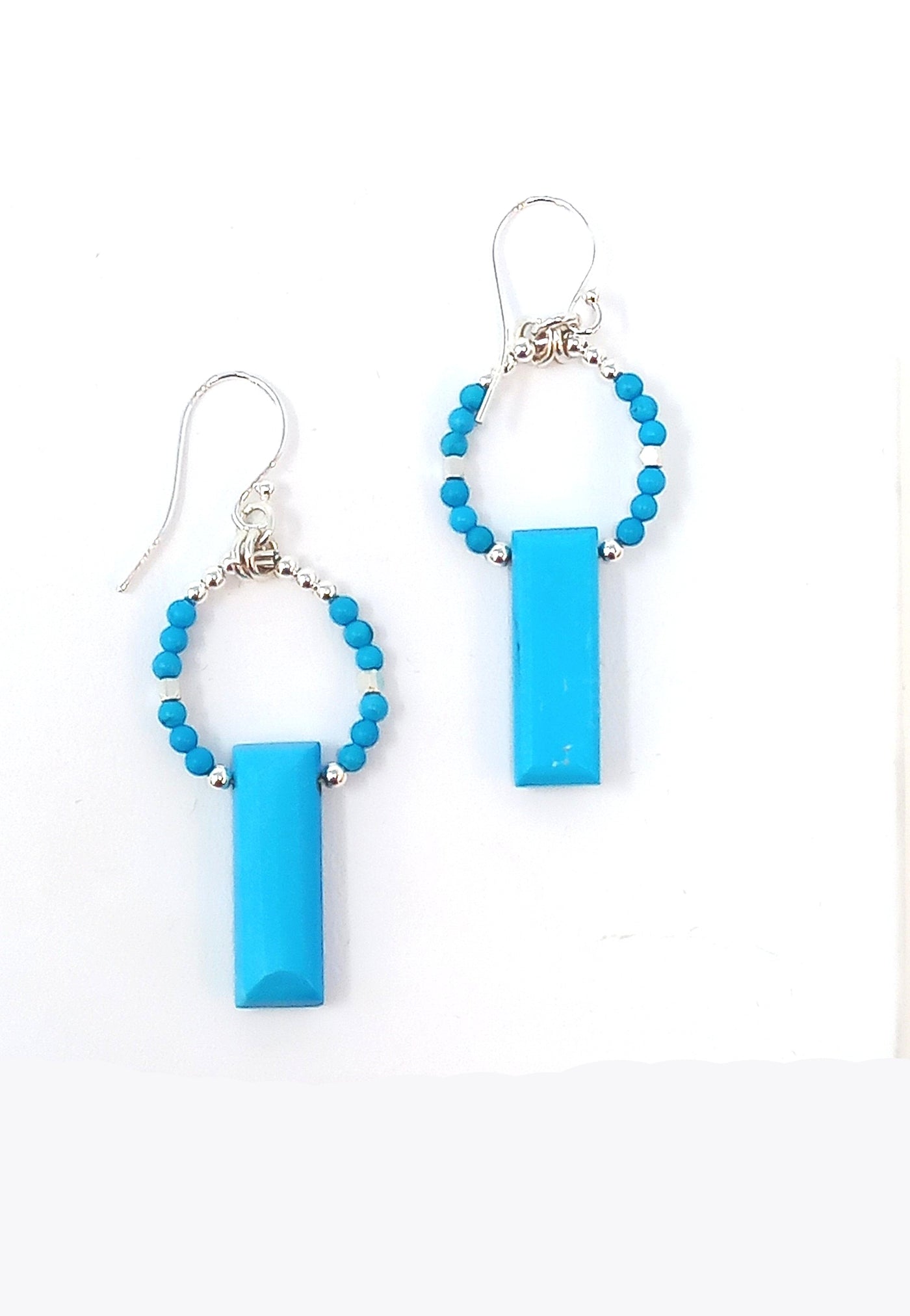 E135 Turquoise Howlite Rectangle Earrings