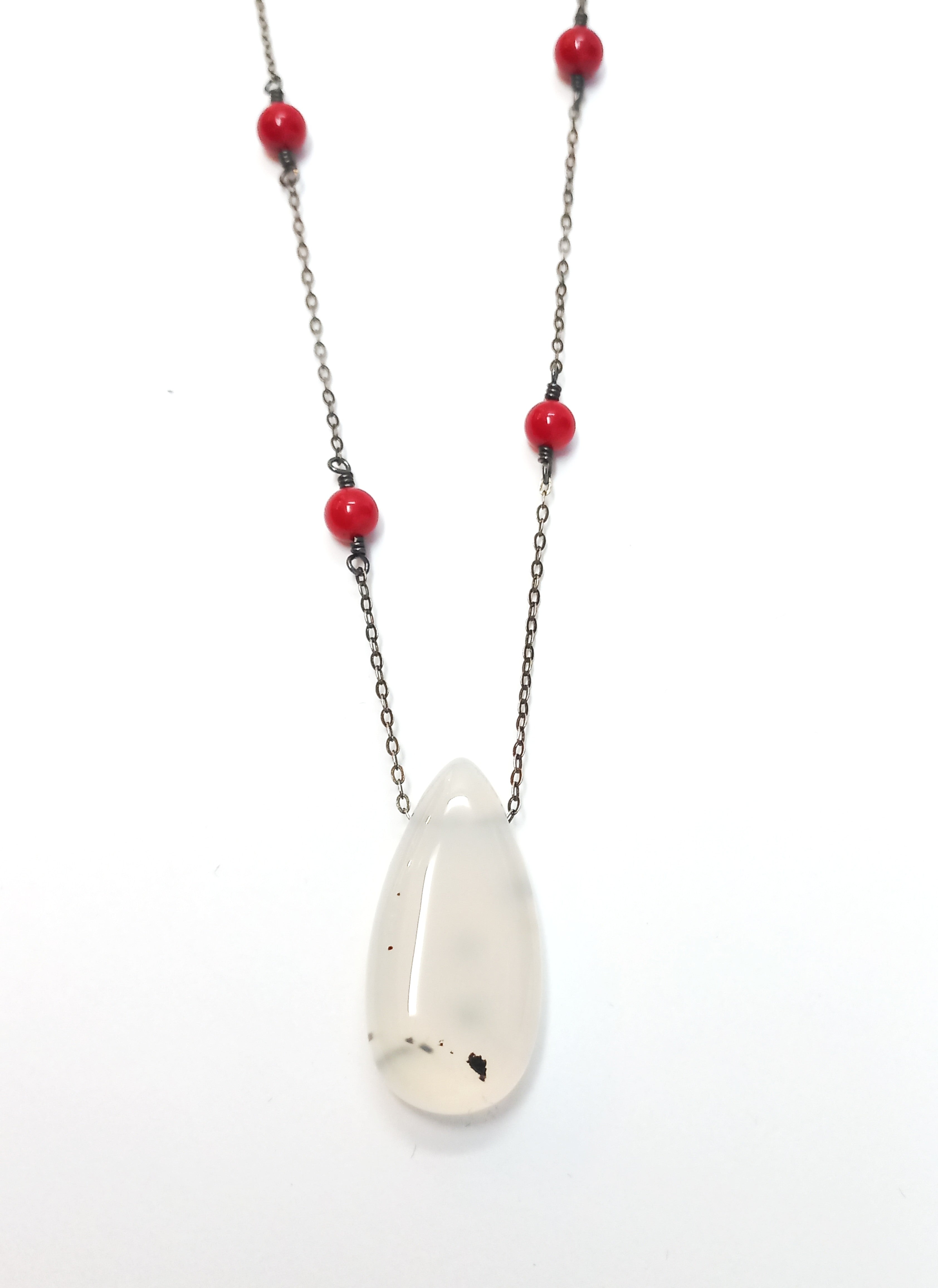 Coral Beads with Montana Agate Pendant Necklace