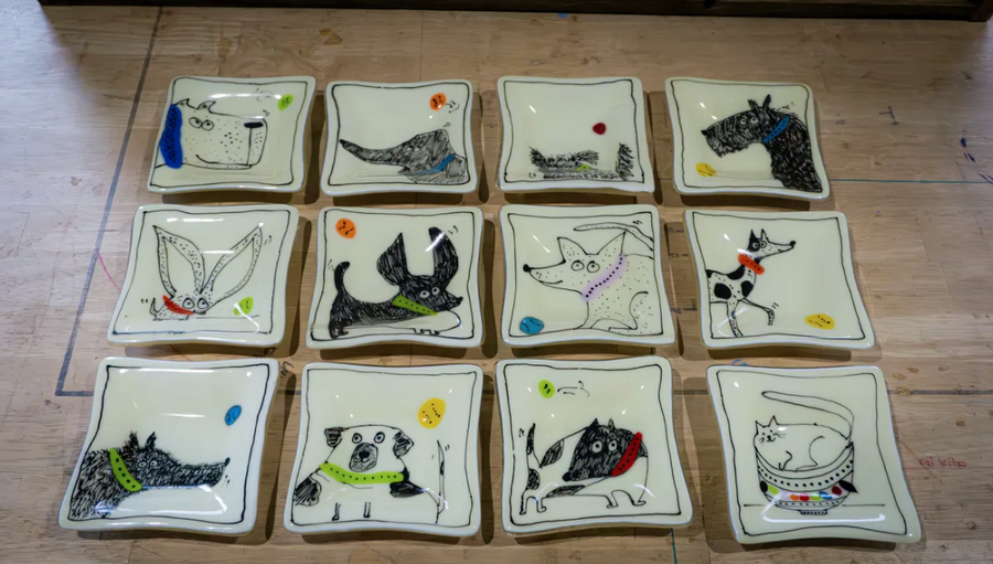 6x6 Dog Plates by Lynn Brunelle
