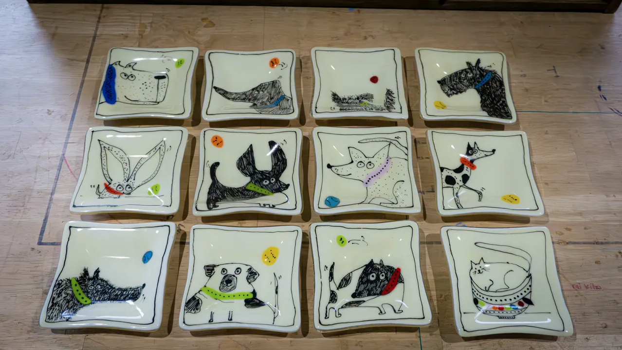 4x4 Dog Plates by Lynn Brunelle