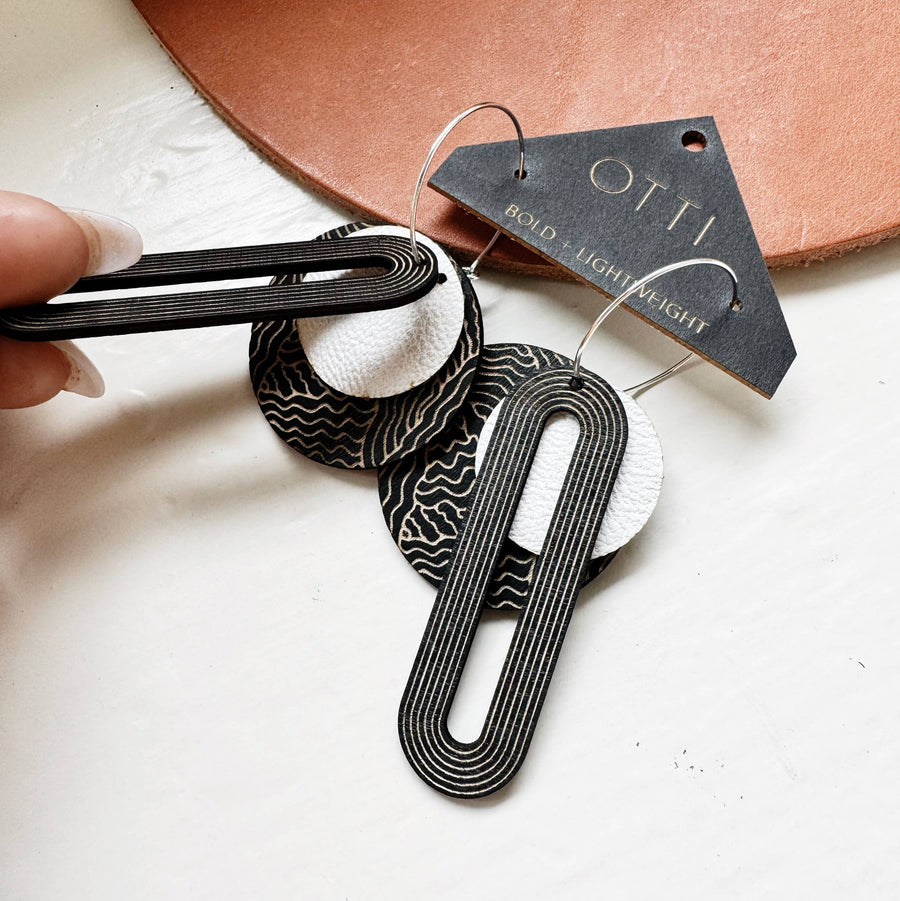 Architectural Lightweight Leather+Birch: B&W Linework