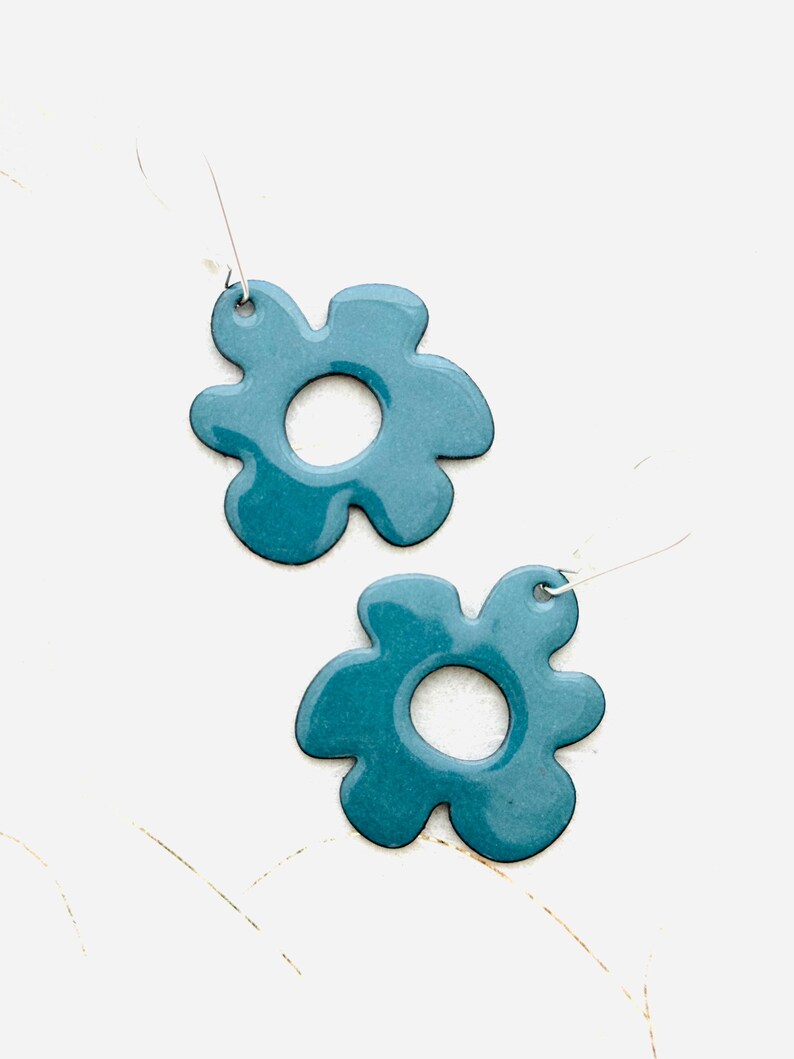 Delft Blue Green Retro Flower Earrings