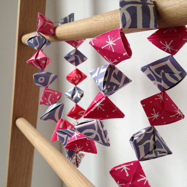 Origami Garland of Bobbles Kit