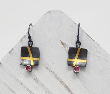 Square Lines Tourmaline Earrings CMA056 by Carolina Andersson