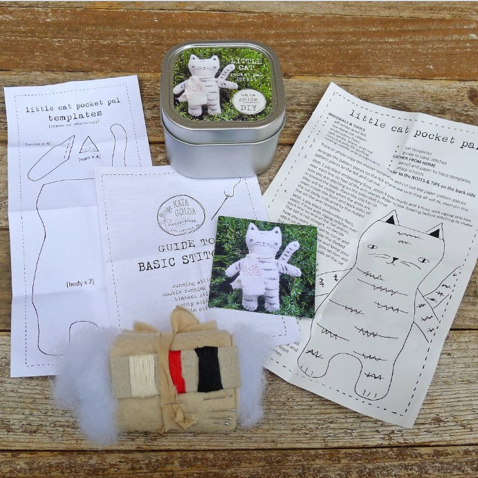 DIY Pocket Pal Kit by Kata Golda