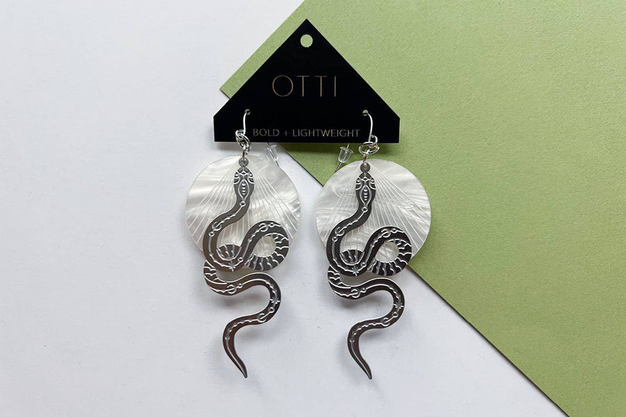 Silver Snake Earrings: Solid